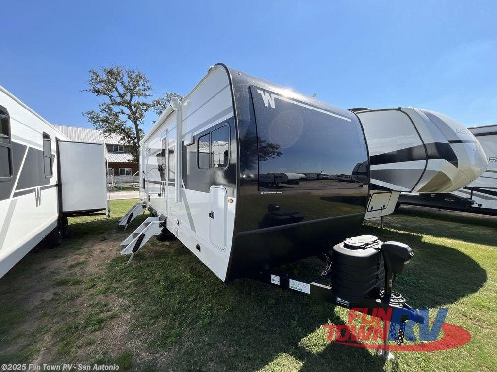 New 2026 Winnebago Thrive 26FKD available in Cibolo, Texas
