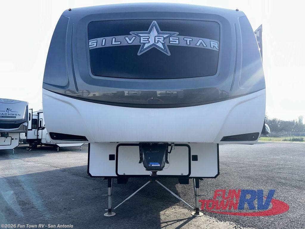 Used 2022 Highland Ridge Silverstar XLT 354MBH available in Cibolo, Texas