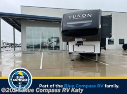 Used 2022 Dutchmen Yukon 320RL available in Katy, Texas