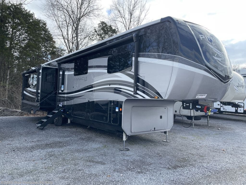 Used 2024 Jayco Pinnacle 37MDQS available in Katy, Texas