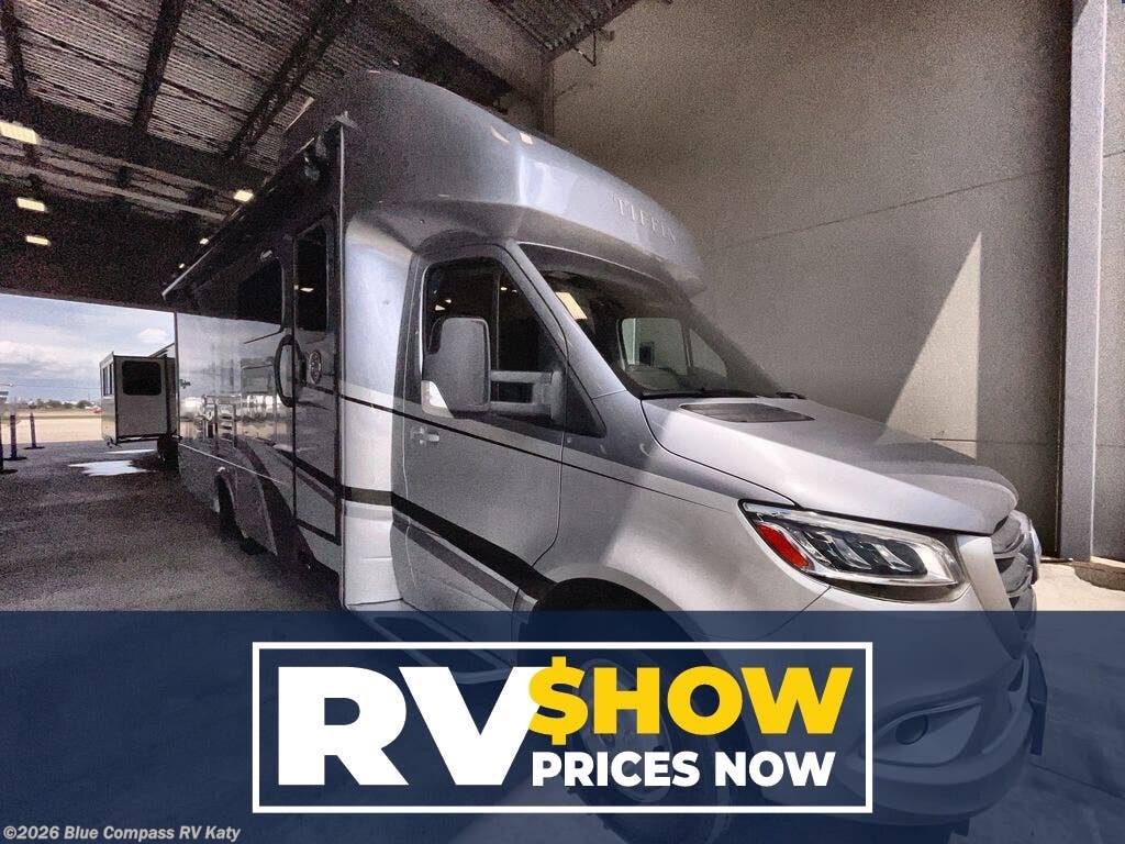 Used 2021 Tiffin Wayfarer 25rw available in Katy, Texas