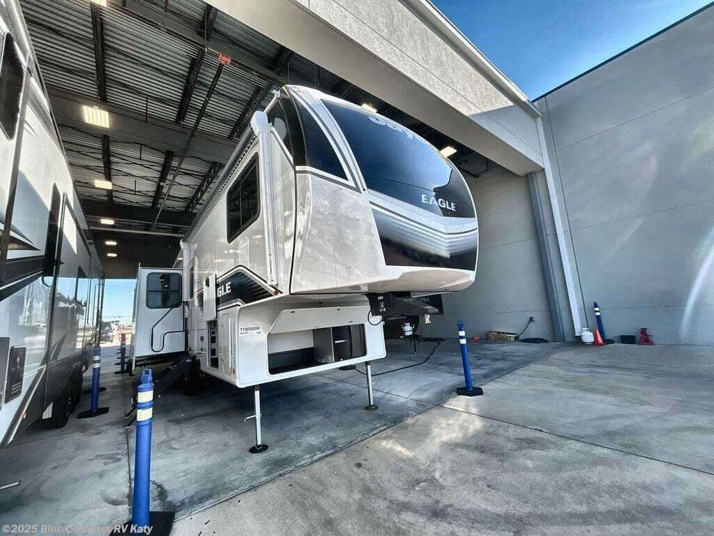 New 2026 Jayco Eagle HT 30CRT available in Katy, Texas