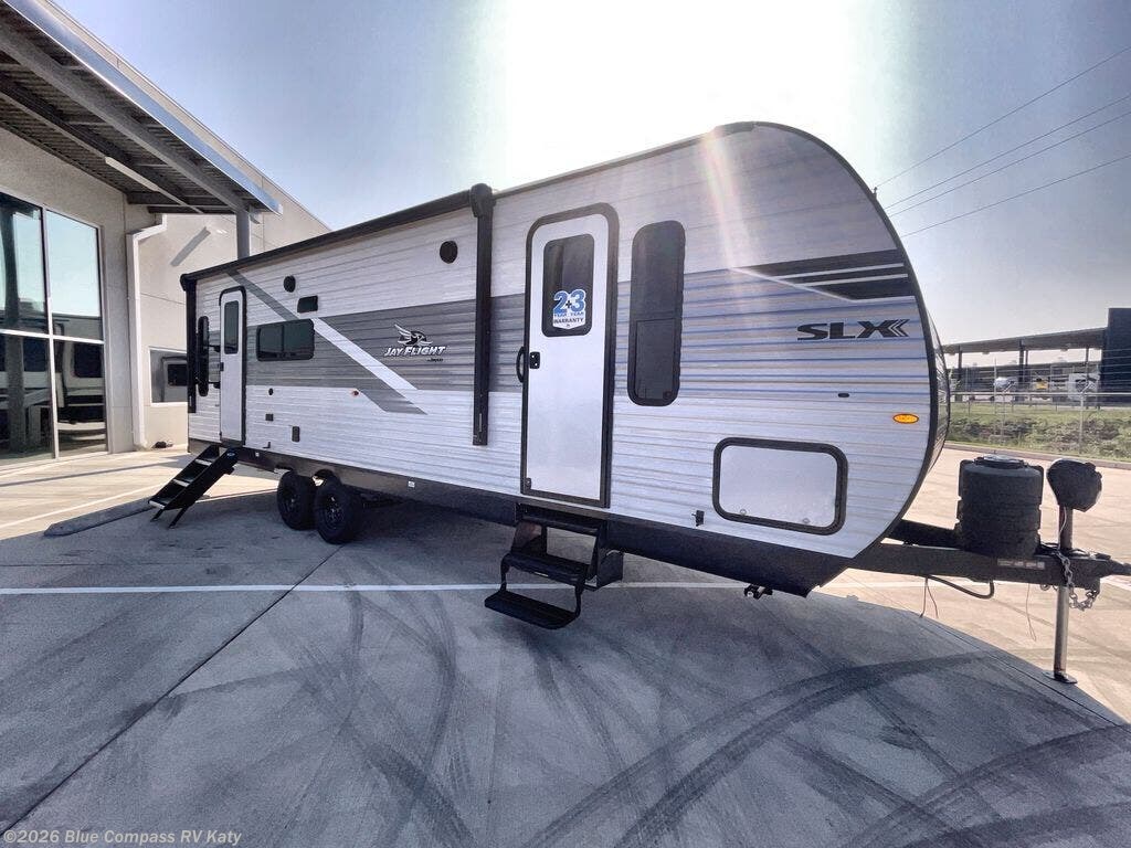 New 2026 Jayco Jay Flight SLX 262RLS available in Katy, Texas