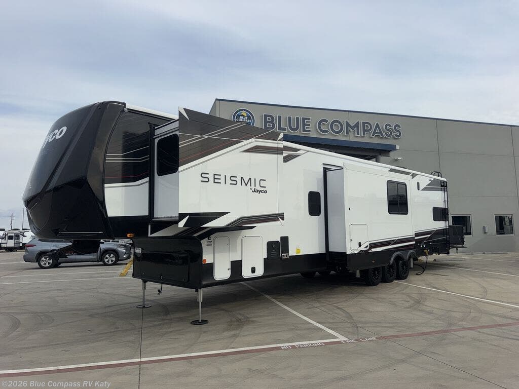 New 2026 Jayco Seismic 395 available in Katy, Texas