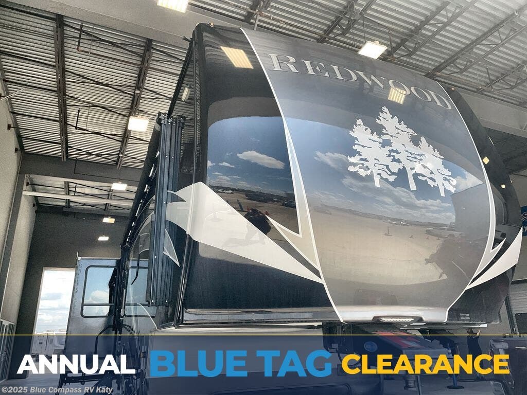 Used 2021 CrossRoads Redwood 4001LK available in Katy, Texas