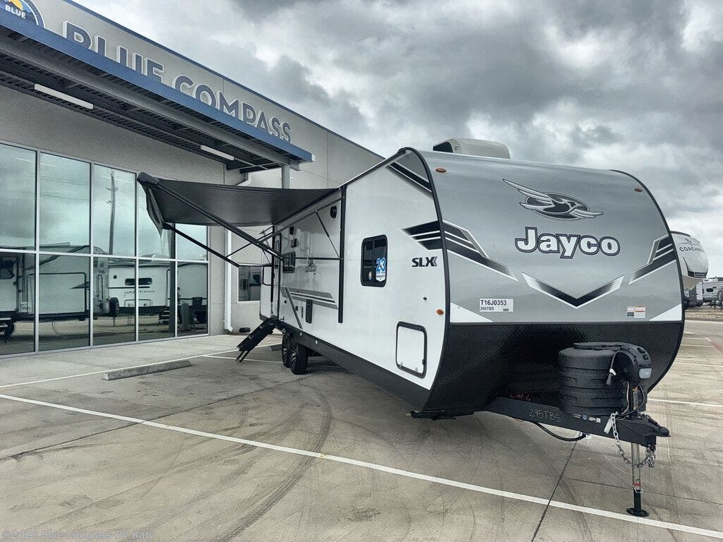 New 2026 Jayco Jay Flight SLX 295TBS available in Katy, Texas