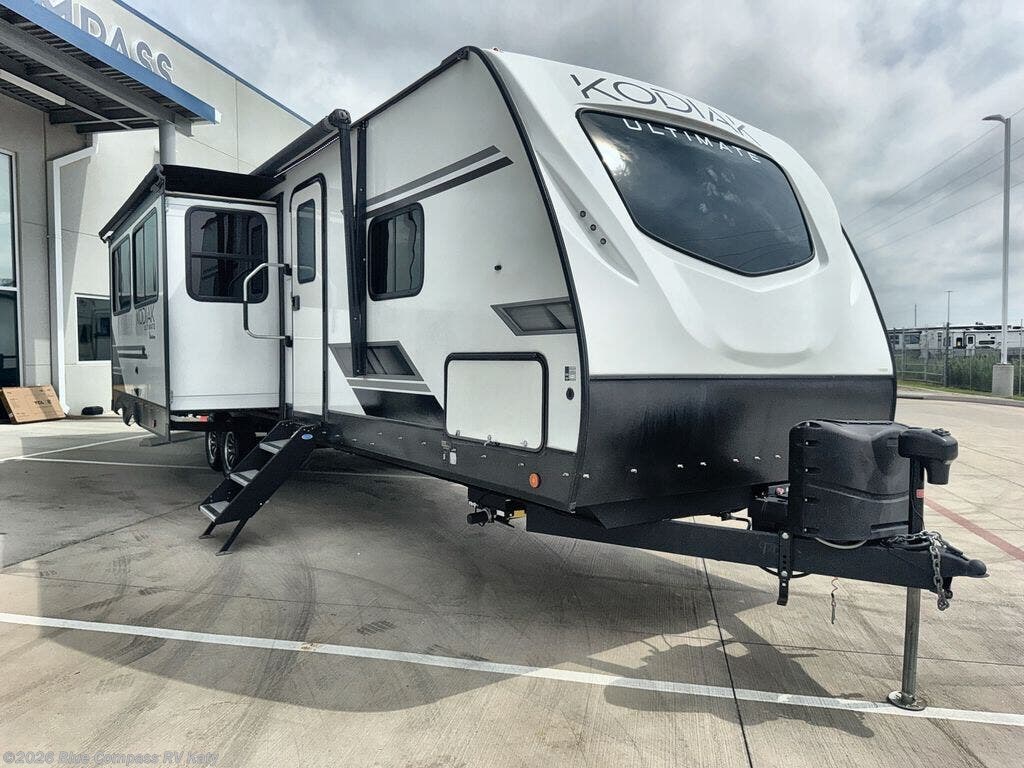 Used 2023 Dutchmen Kodiak Ultimate 3321BHSL available in Katy, Texas