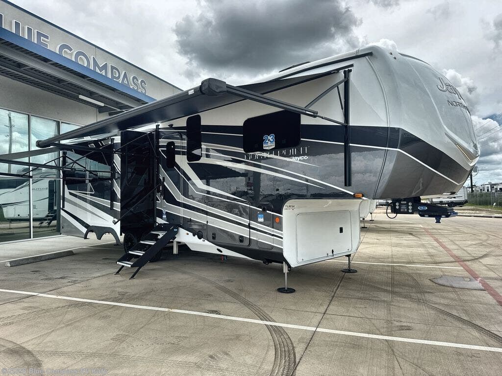 New 2026 Jayco North Point 310RLTS available in Katy, Texas