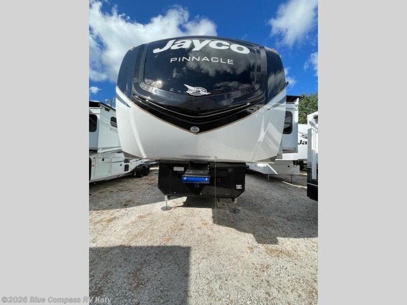 New 2026 Jayco Pinnacle 38SSWS available in Katy, Texas