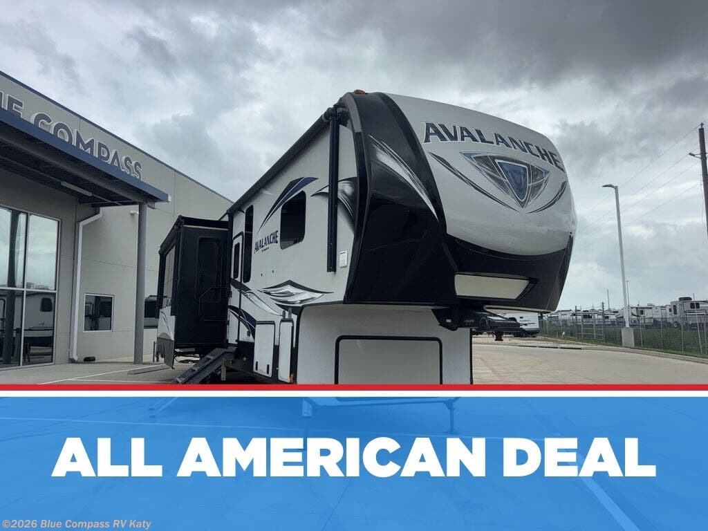Used 2020 Keystone Avalanche 396BH available in Katy, Texas