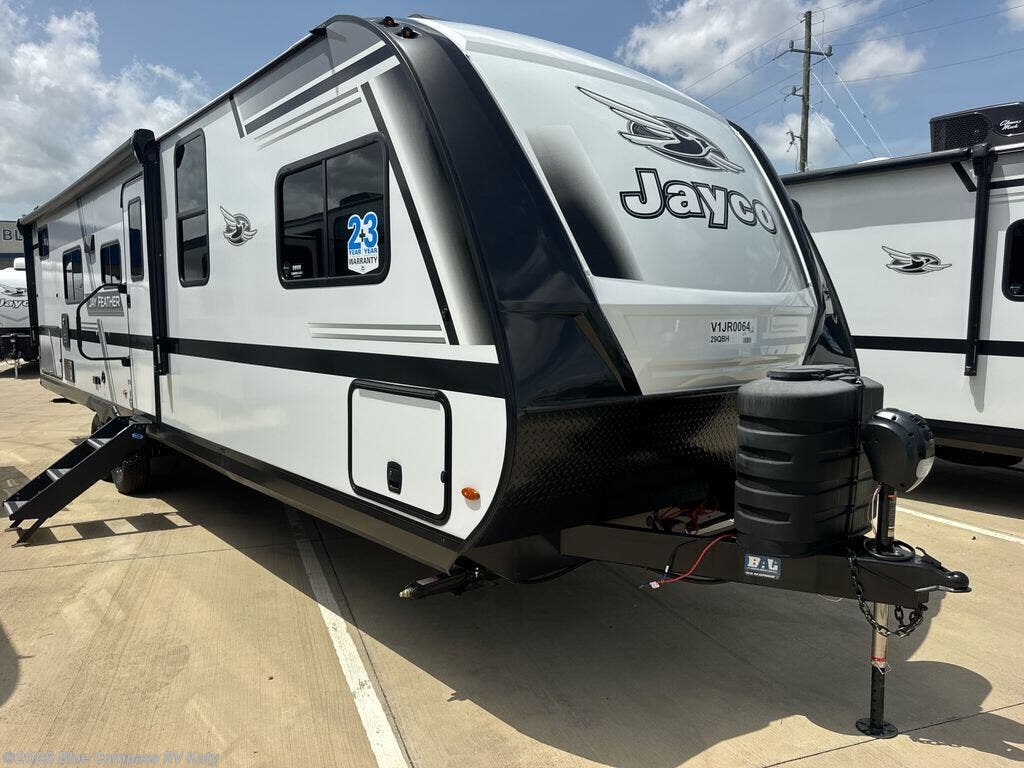 New 2027 Jayco Jay Feather 29QBH available in Katy, Texas