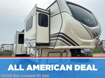 Used 2022 Keystone Montana 3763BP available in Katy, Texas