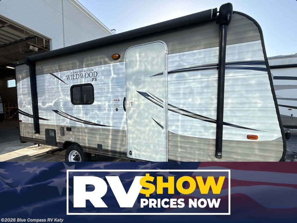 Used 2016 Forest River Wildwood X-Lite 195BH available in Katy, Texas