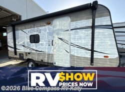 Used 2016 Forest River Wildwood X-Lite 195BH available in Katy, Texas
