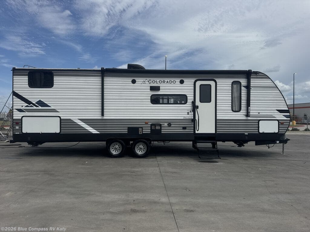Used 2022 Dutchmen Colorado 29BHC available in Katy, Texas