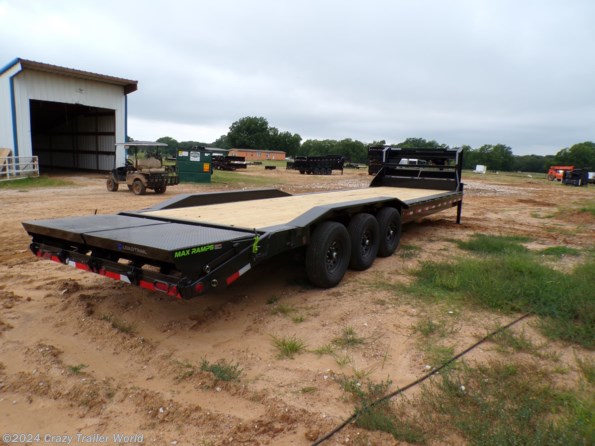 2024 Load Trail GC 102x30 Tri Axle Gooseneck Equipment Trailer 21K LB available in Whitesboro, TX