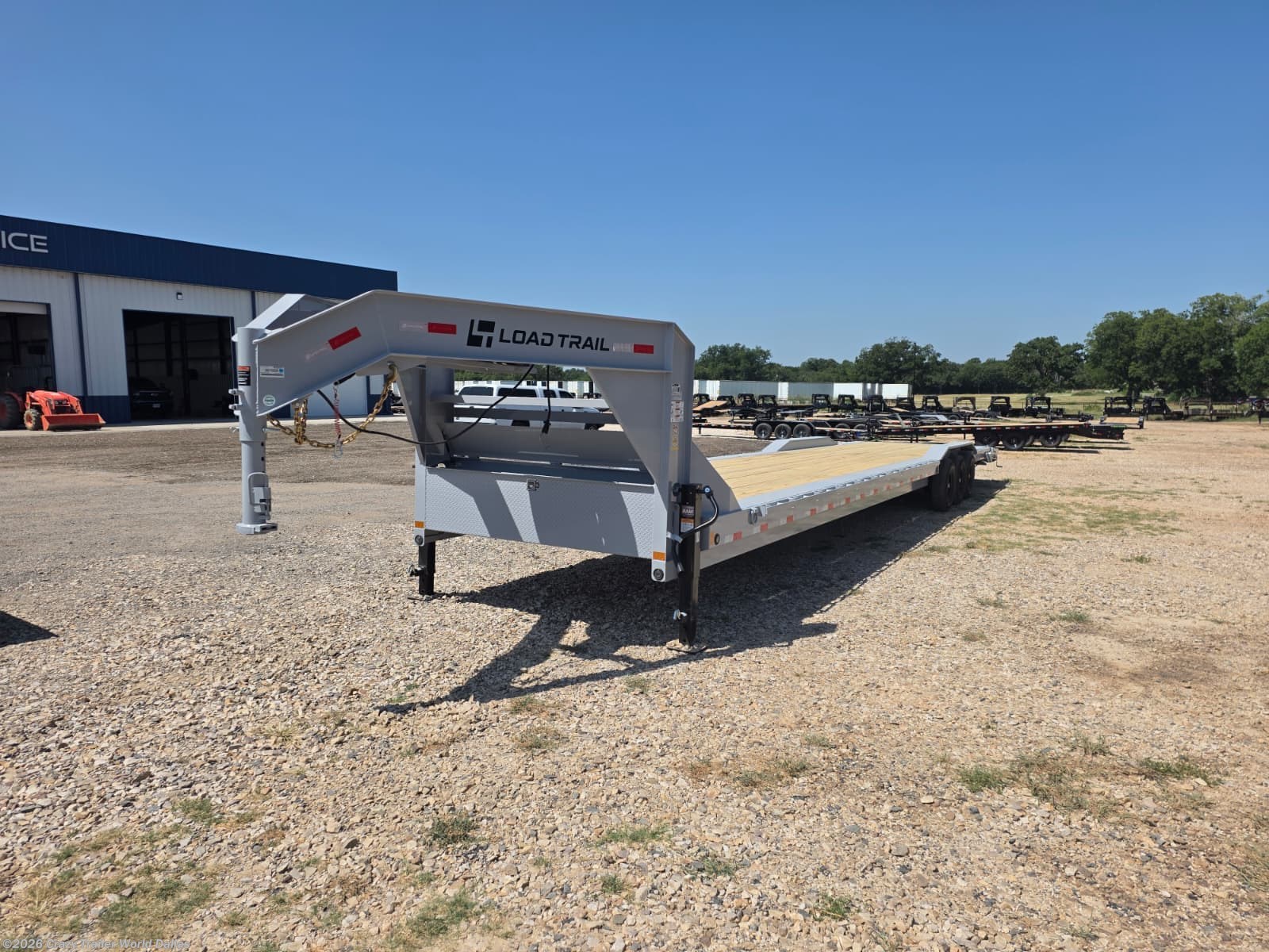 2027 Load Trail GC 102X44 Triple Gooseneck Equipment Trailer 21K