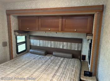 Used 2009 Itasca Cambria 28B available in San Angelo, Texas