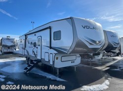 New 2024 CrossRoads Volante 310BH available in Billings, Montana