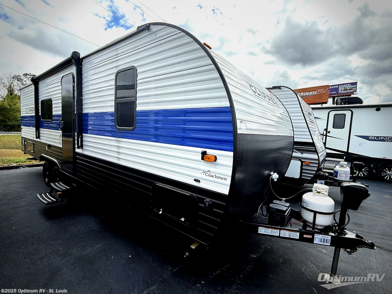 Used 2024 Coachmen Clipper 5K Series 26BH available in Festus, Missouri