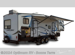 Used 2019 Forest River Cherokee Arctic Wolf 315TBH8 available in Bonne Terre, Missouri