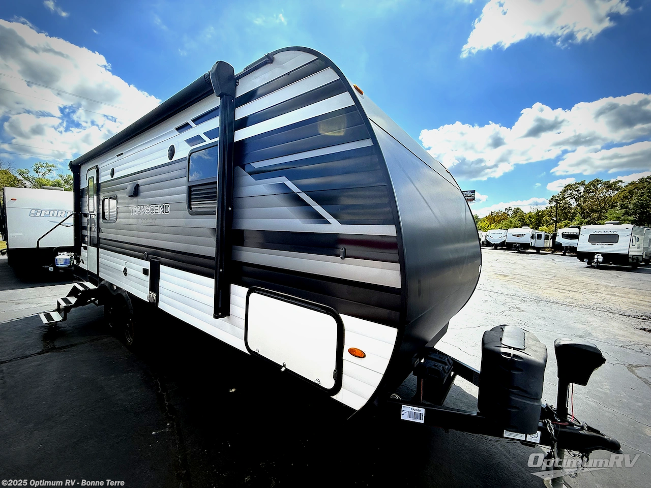 Used 2022 Grand Design Transcend Xplor 221RB available in Bonne Terre, Missouri