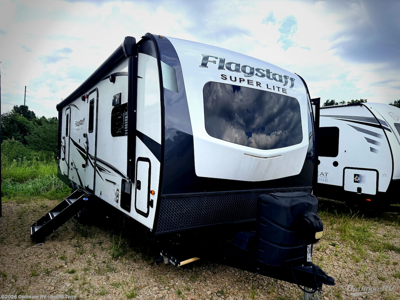 Used 2022 Forest River Flagstaff Super Lite 26FKBS available in Bonne Terre, Missouri