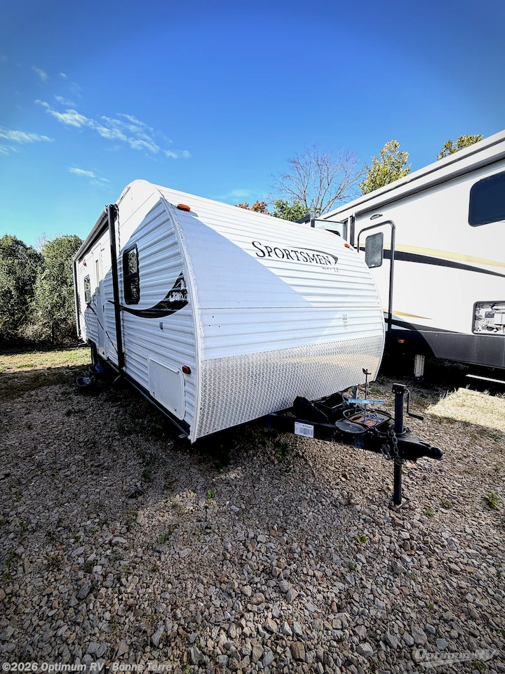 Used 2008 K-Z Sportsmen LE S272LE available in Bonne Terre, Missouri