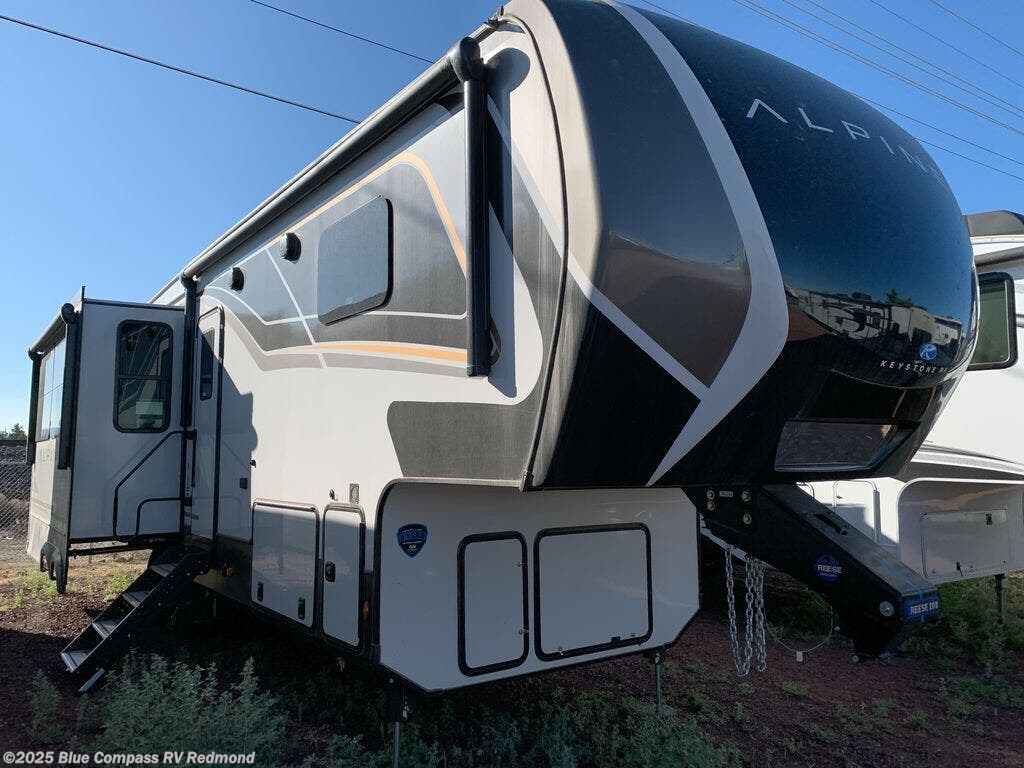 Used 2024 Keystone Alpine 3011CK available in Redmond, Oregon