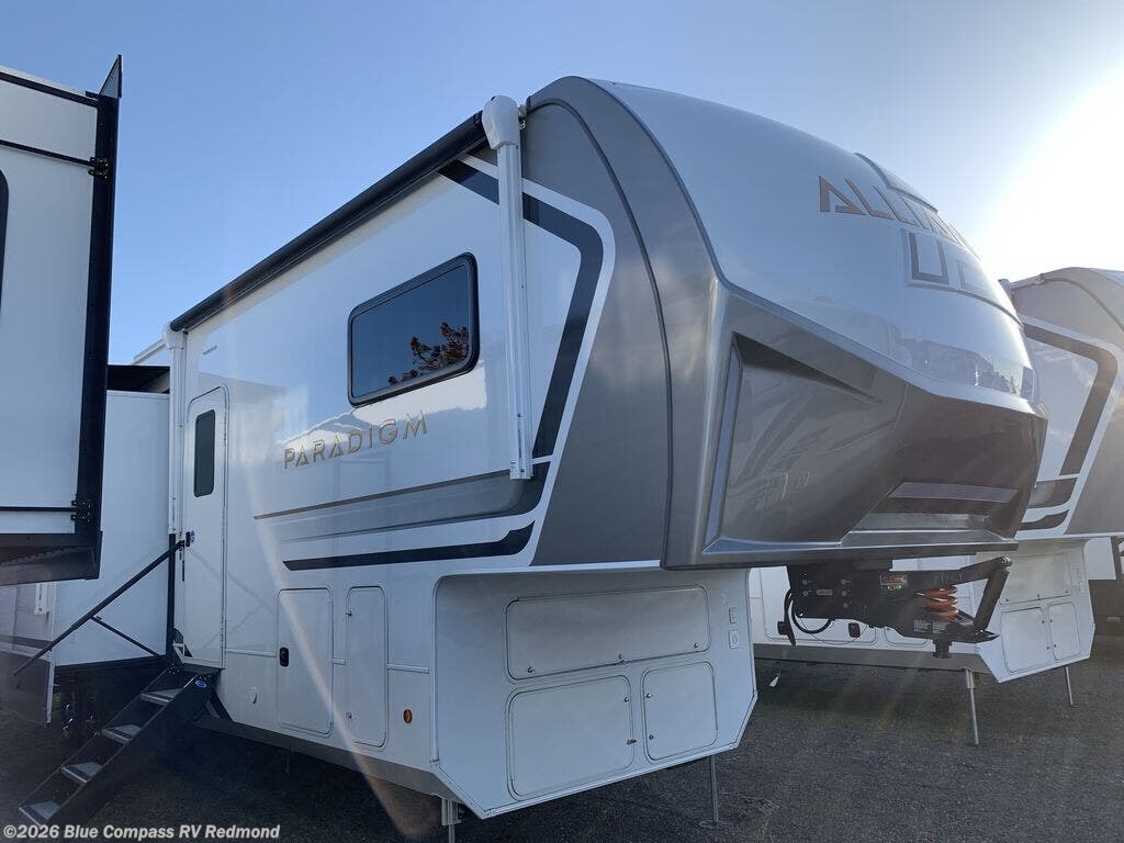 New 2025 Alliance RV Paradigm 395DS available in Redmond, Oregon