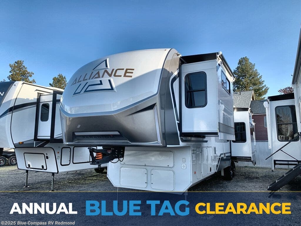 New 2025 Alliance RV Paradigm 395DS available in Redmond, Oregon