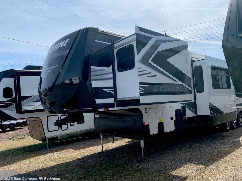 New 2026 Heartland Cyclone 3913 available in Redmond, Oregon