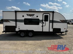 Used 2024 Forest River Wildwood X-Lite 19DBXL available in Ottawa, Kansas