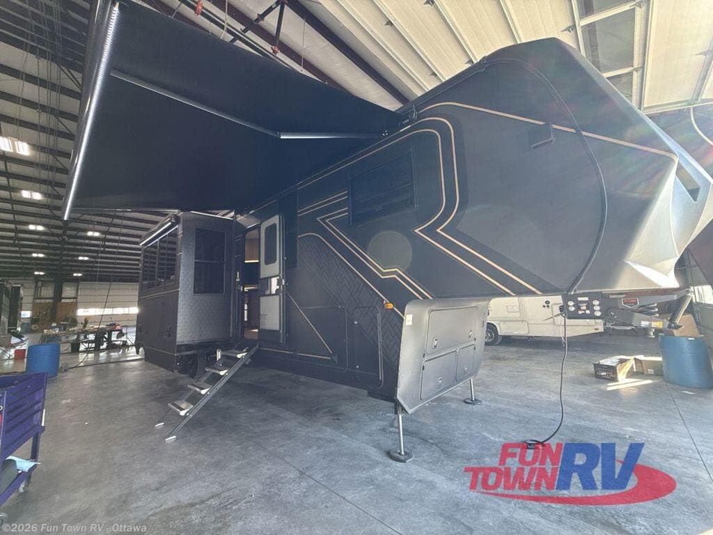 New 2026 Keystone Raptor 415 available in Ottawa, Kansas