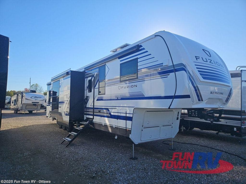 New 2026 Keystone Fuzion 442 available in Ottawa, Kansas