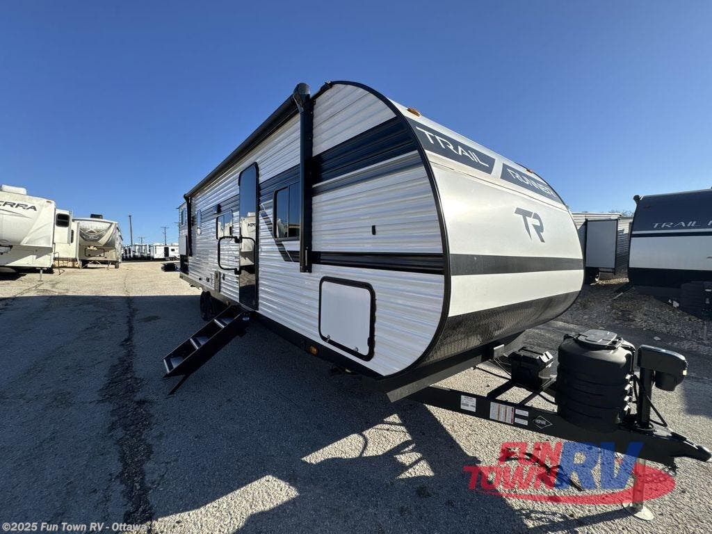 New 2025 Heartland Trail Runner 30RBK available in Ottawa, Kansas