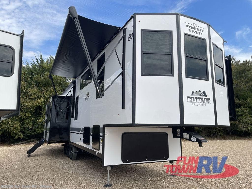 New 2026 Forest River Cedar Creek Cottage Fifth Wheels 412FWC available in Ottawa, Kansas