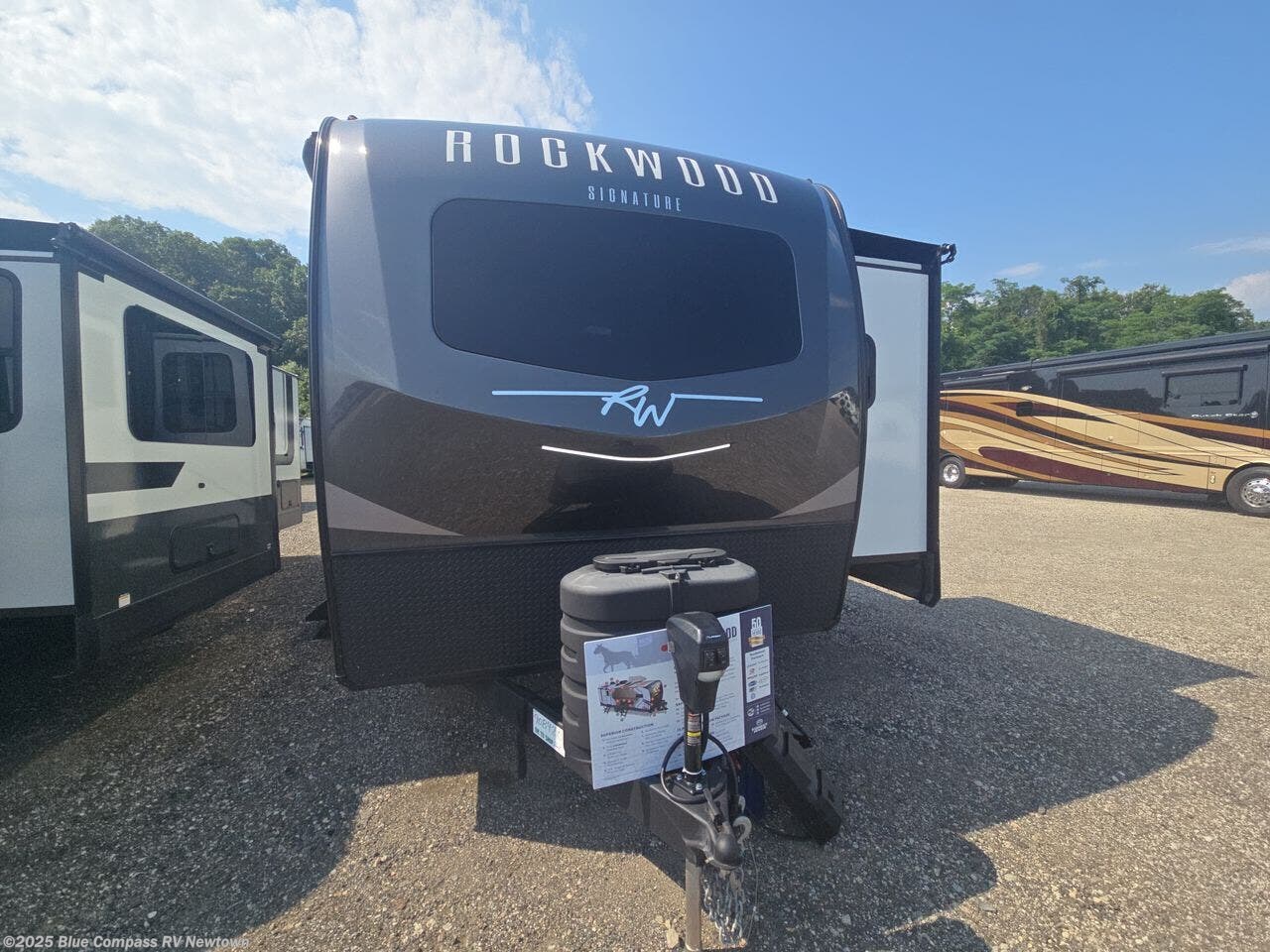 New 2025 Forest River Rockwood Signature 8336BH available in Newtown, Connecticut