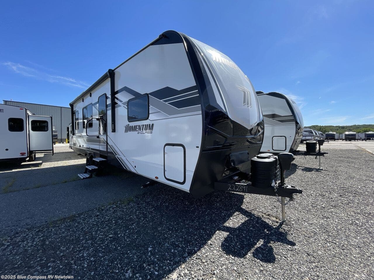 New 2025 Grand Design Momentum G-Class 27G available in Newtown, Connecticut