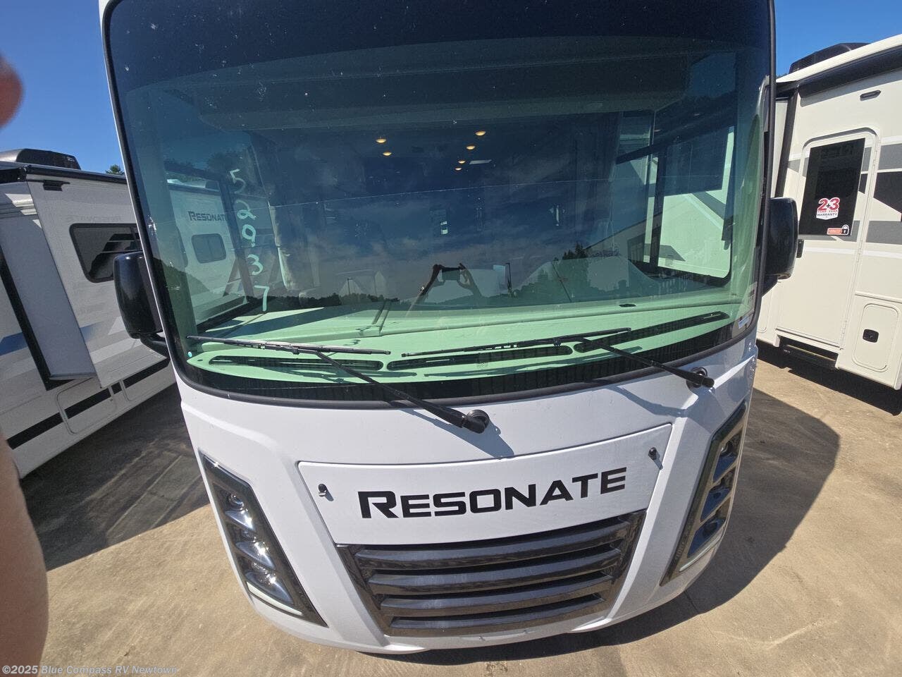 New 2026 Thor Motor Coach Resonate 29D available in Newtown, Connecticut