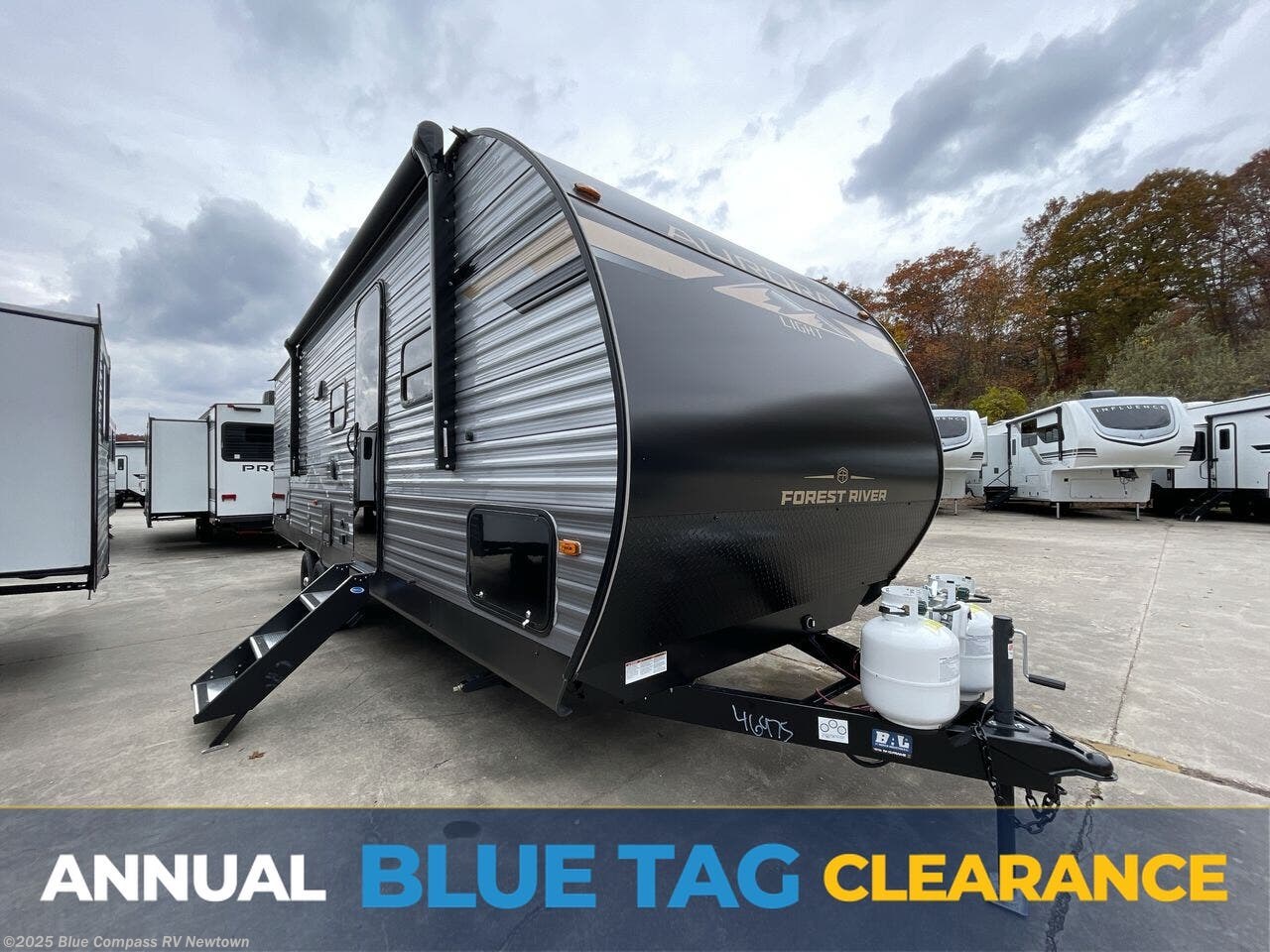 New 2026 Forest River Aurora Light 26BHS available in Newtown, Connecticut