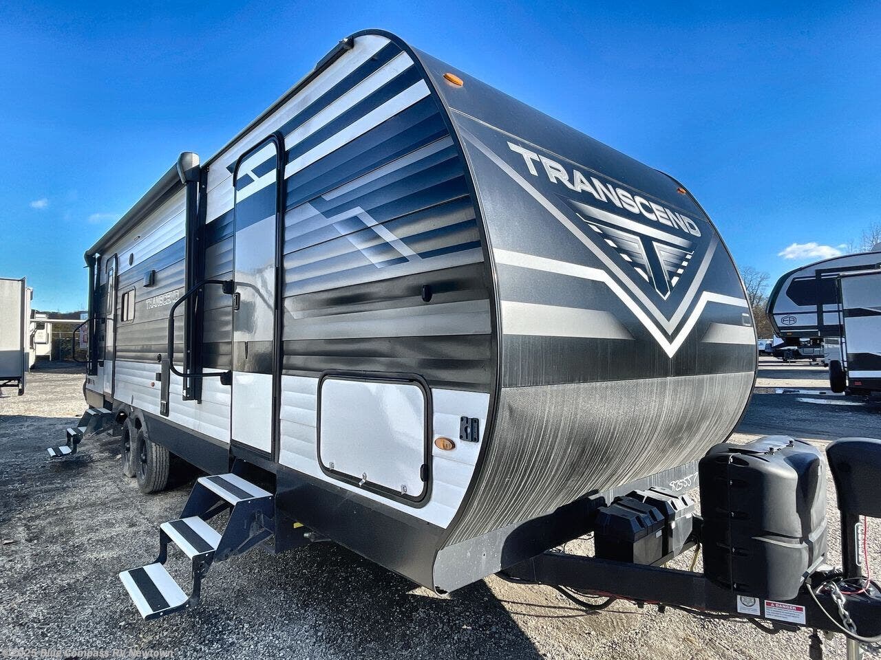 Used 2023 Grand Design Transcend Xplor 265BH available in Newtown, Connecticut
