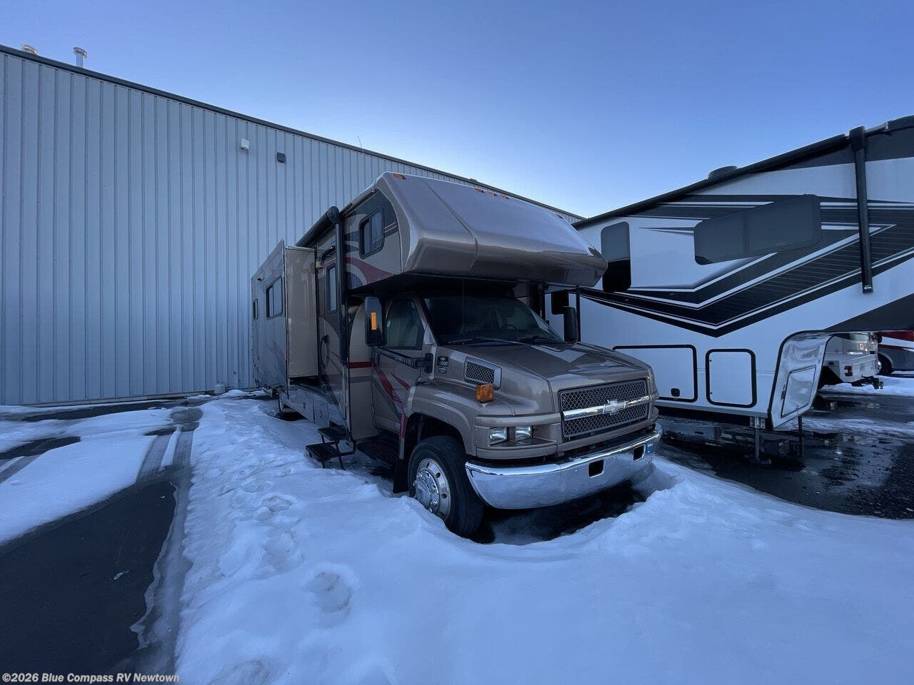 Used 2007 Jayco Seneca HD  35gs available in Newtown, Connecticut