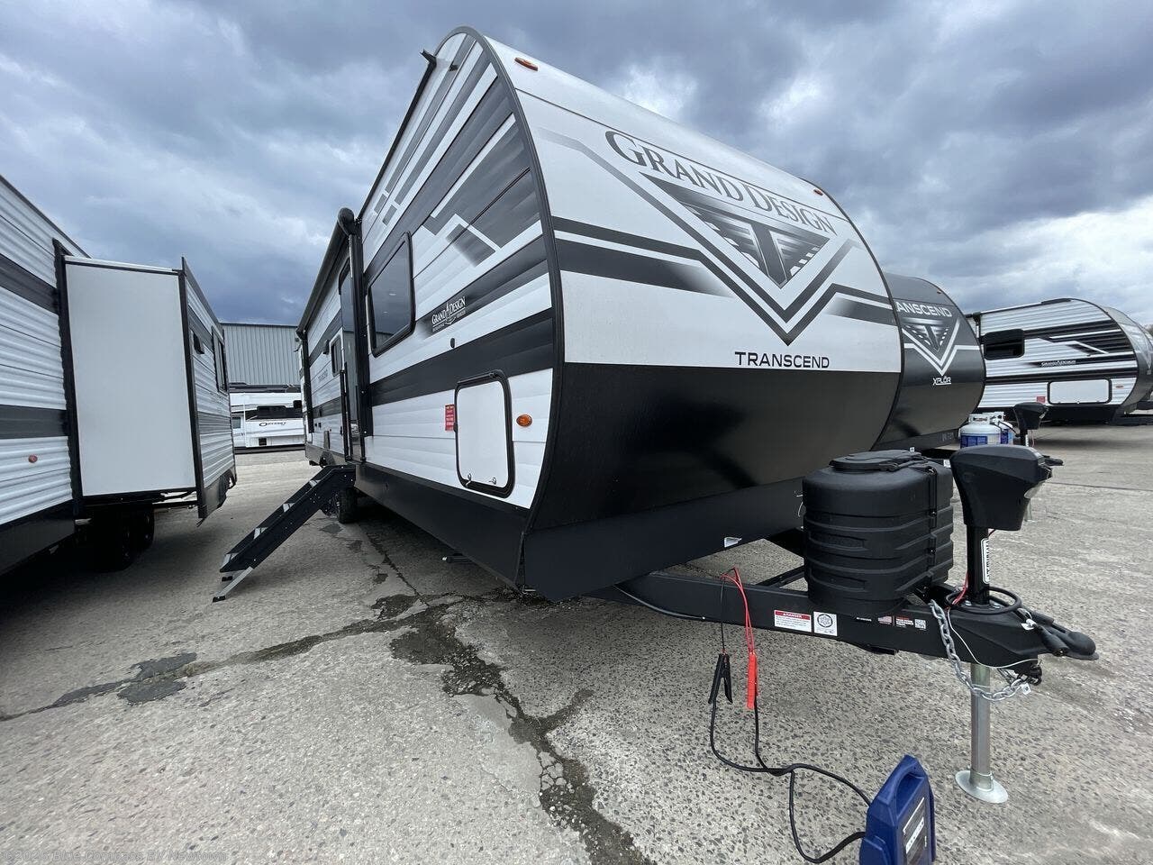 New 2026 Grand Design Transcend 335BHT available in Newtown, Connecticut