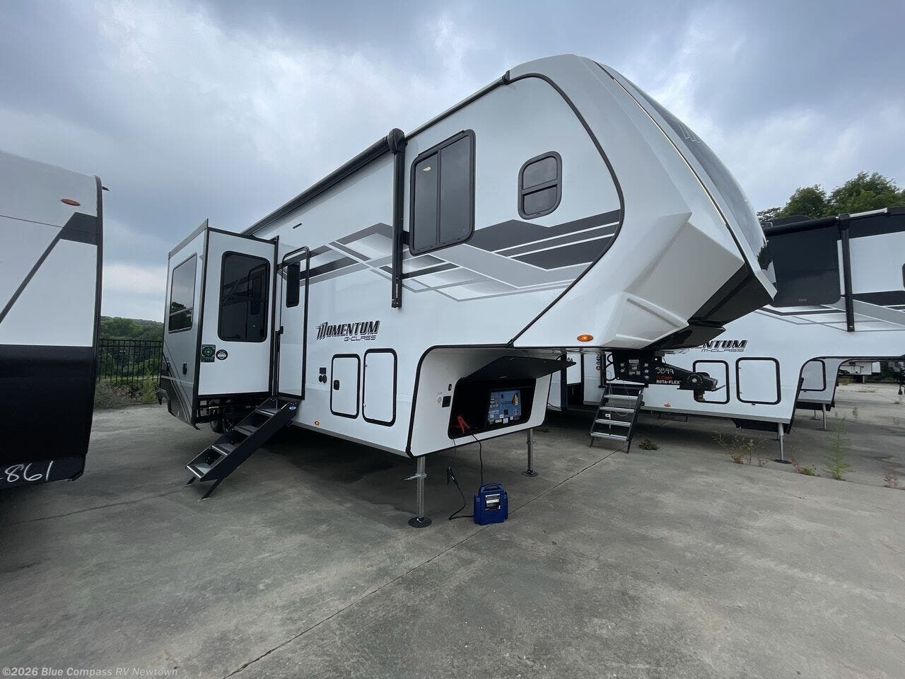 New 2027 Grand Design Momentum G-Class 350G available in Newtown, Connecticut