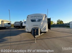 Used 2015 CrossRoads Sunset Trail Reserve ST26RB available in Wilmington, Ohio