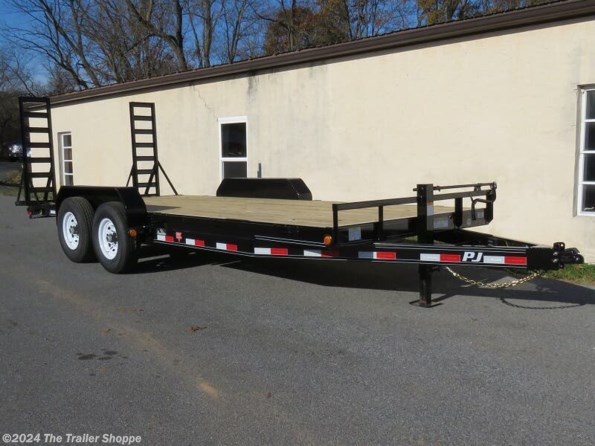 2023 PJ Trailers 83"x20' available in Ephrata, PA