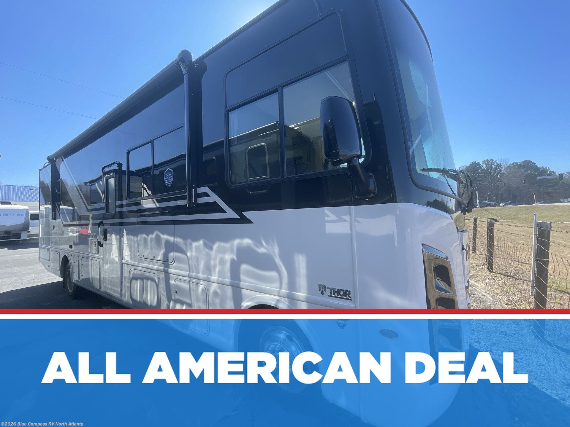 New 2026 Thor Motor Coach Resonate 32B available in Buford, Georgia