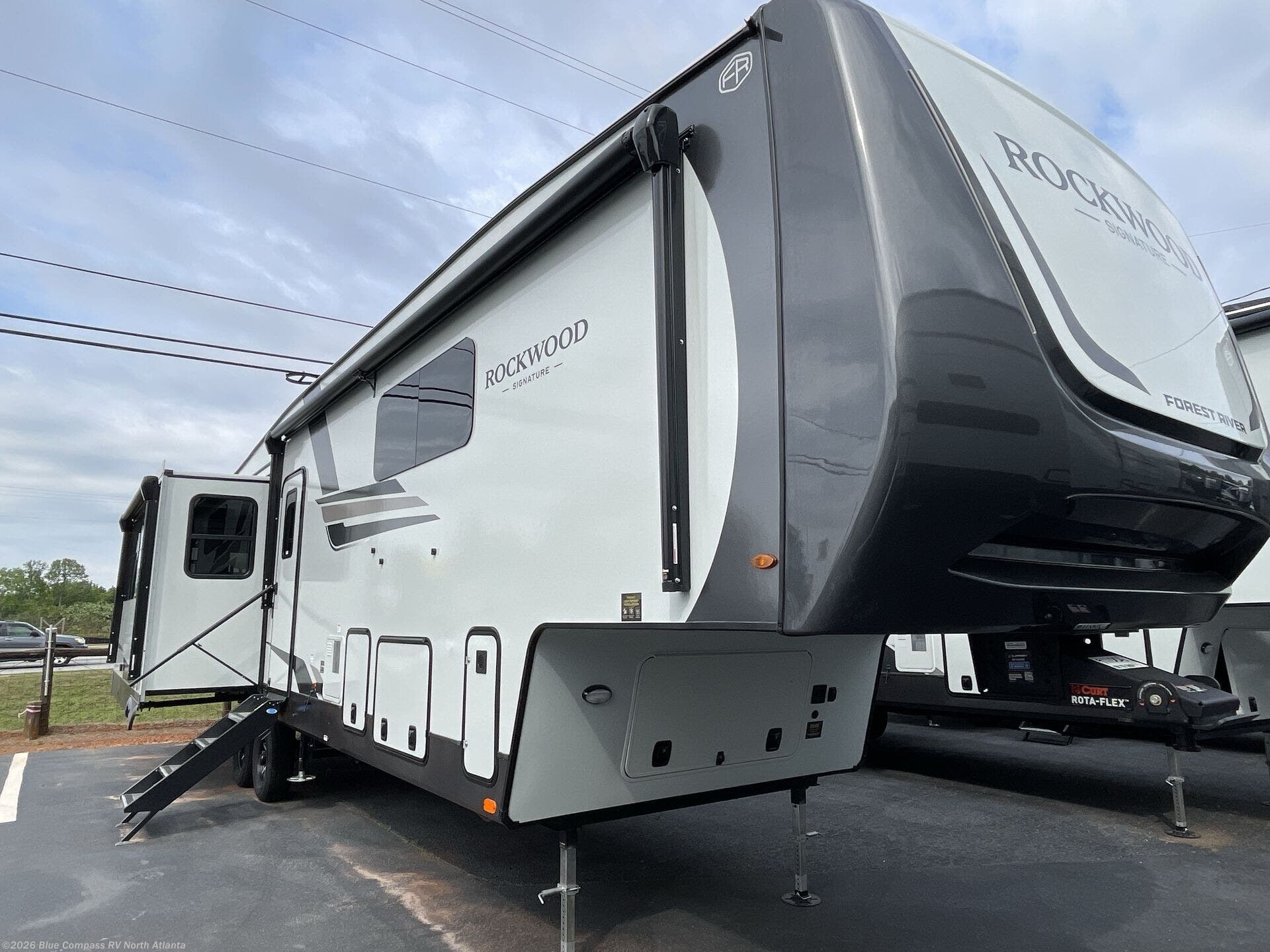 New 2026 Forest River Rockwood Signature 401SFB available in Buford, Georgia