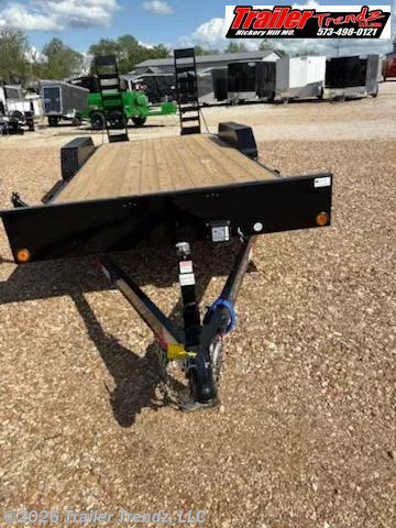2025 Load Trail LOAD TRAIL 83X20 CARHAULER